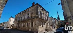 Mansion in Sainte-Foy-la-Grande (33220)