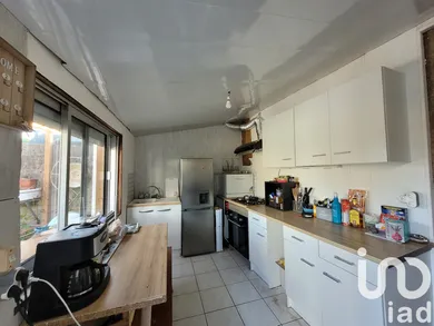 Maison à Roudouallec (56110)