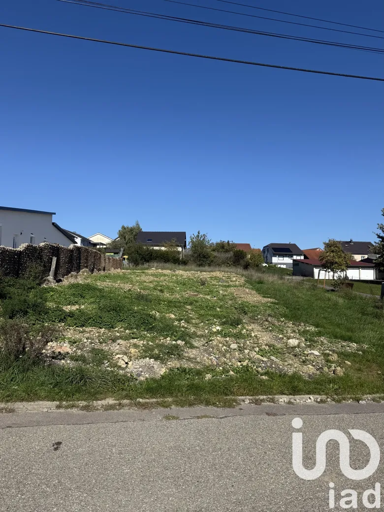 Terrain à Nousseviller-Saint-Nabor (57990) · 97 000 €