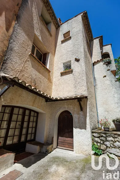 Maison à La Cadière-d'Azur (83740)