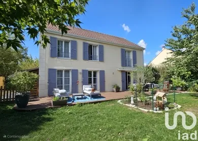 Maison traditionnelle à Les Essarts-le-Roi (78690)