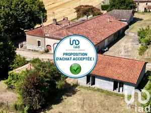 Maison à Bessac (16250)