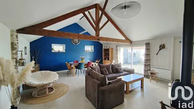 Cottage at Grosbreuil (85440)