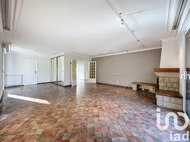 Architectural house at Rennes (35700)