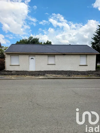 Village house at Tugny-et-Pont (02640)