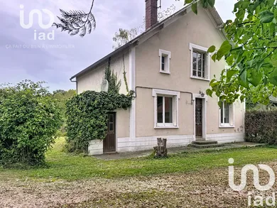 Maison traditionnelle à Château-Renard (45220)
