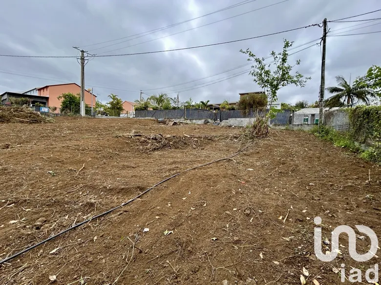 Terrain à bâtir à Le Tampon (97430) · 149 000 €