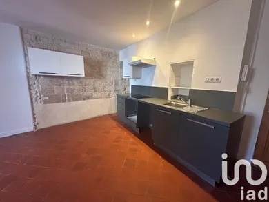 Appartement à Saint-Gilles (30800)