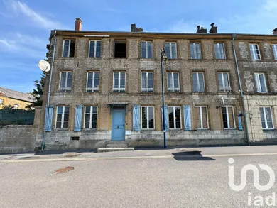 Building at Vendresse (08160)