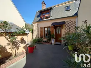 Village house in Écorpain (72120)