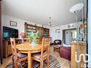 Apartment in Rueil-Malmaison (92500)