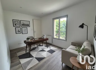 Townhouse at Jouy-le-Châtel (77970)