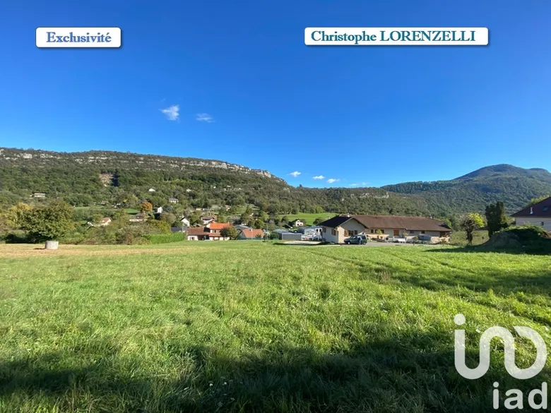 Terrain à bâtir à Saint-Pierre-de-Curtille (73310) · 130 000 €