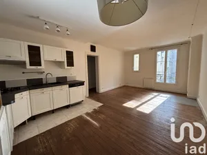 Apartment at Paris (75018)
