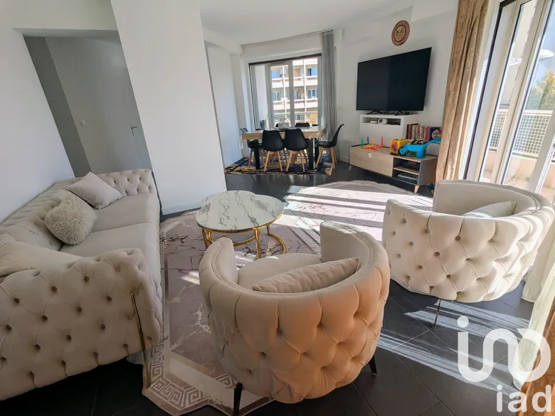 Appartement 4 pièces 84 m² · à Toulon · 84 m² · 165 000 €