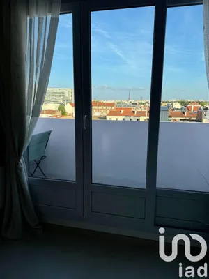 Apartment at Puteaux (92800)