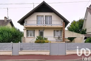 Maison traditionnelle à Tremblay-en-France (93290)