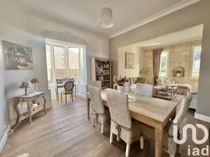 Demeure à Saint-Médard-en-Jalles (33160)