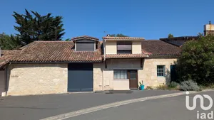 House at Croignon (33750)