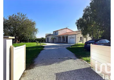 House at Auchay-sur-Vendée (85200)