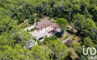 Maison de campagne à Seillans (83440)