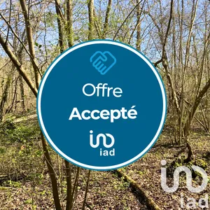 Land at Saint-Pierre-lès-Nemours (77140)