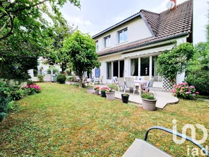 Maison à Châtenay-Malabry (92290)