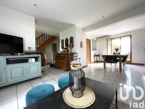 House at Richebourg (78550)