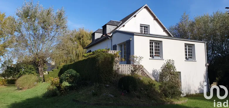 Maison 5 pièces 145 m² · à Genêts · 145 m² · 345 000 €