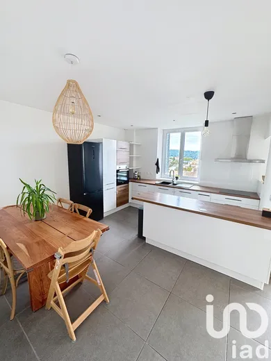 Apartment at Oyonnax (01100)