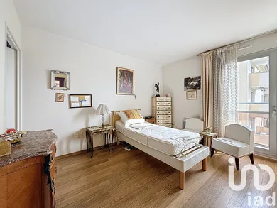 Apartment in Nogent-sur-Marne (94130)