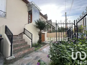 House at Bondy (93140)