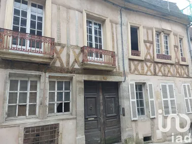 Immeuble à Autun (71400)