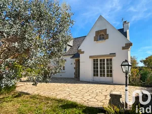 Maison traditionnelle à RIANTEC (56670)