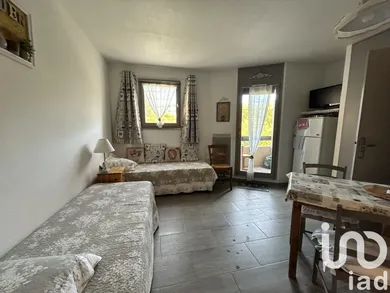 Appartement à GREOUX-les-Bains (04800)