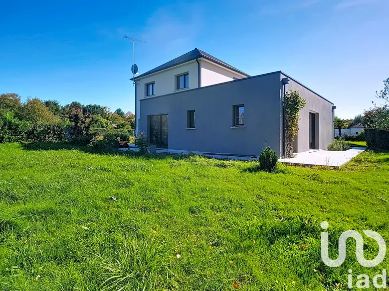 Maison 8 pièces 182 m² · à Paucourt · 182 m² · 374 000 €