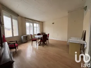 Building at Épernay (51200)