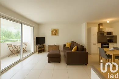 Apartment in Boujan-sur-Libron (34760)