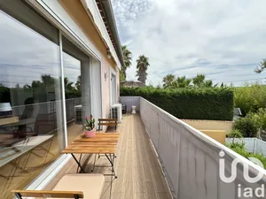 Apartment at Sanary-sur-Mer (83110)