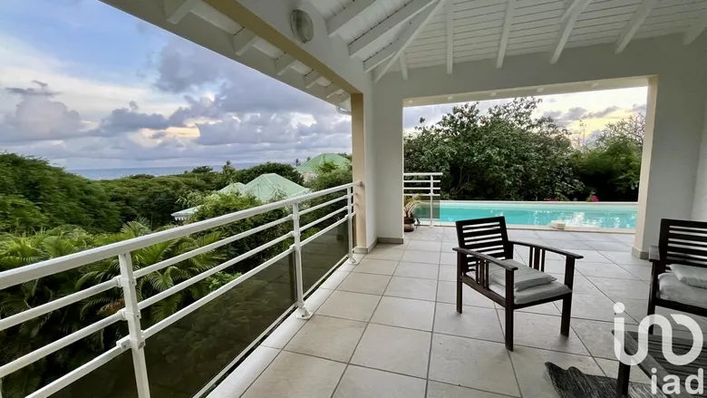 Maison 3 pièces 86 m² · à St François · 86 m² · 599 000 €