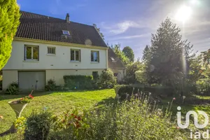 Traditional house at Maule (78580)