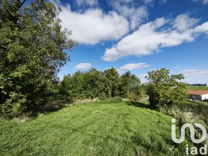 Terrain à bâtir à Beauregard-Vendon (63460)