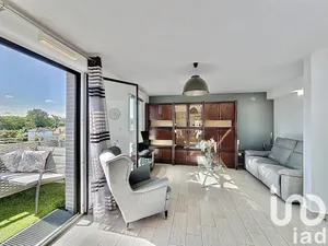 Apartment at Massy (91300)