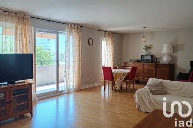 Apartment at Villeurbanne (69100)