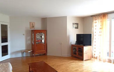 Apartment in Villeurbanne (69100)
