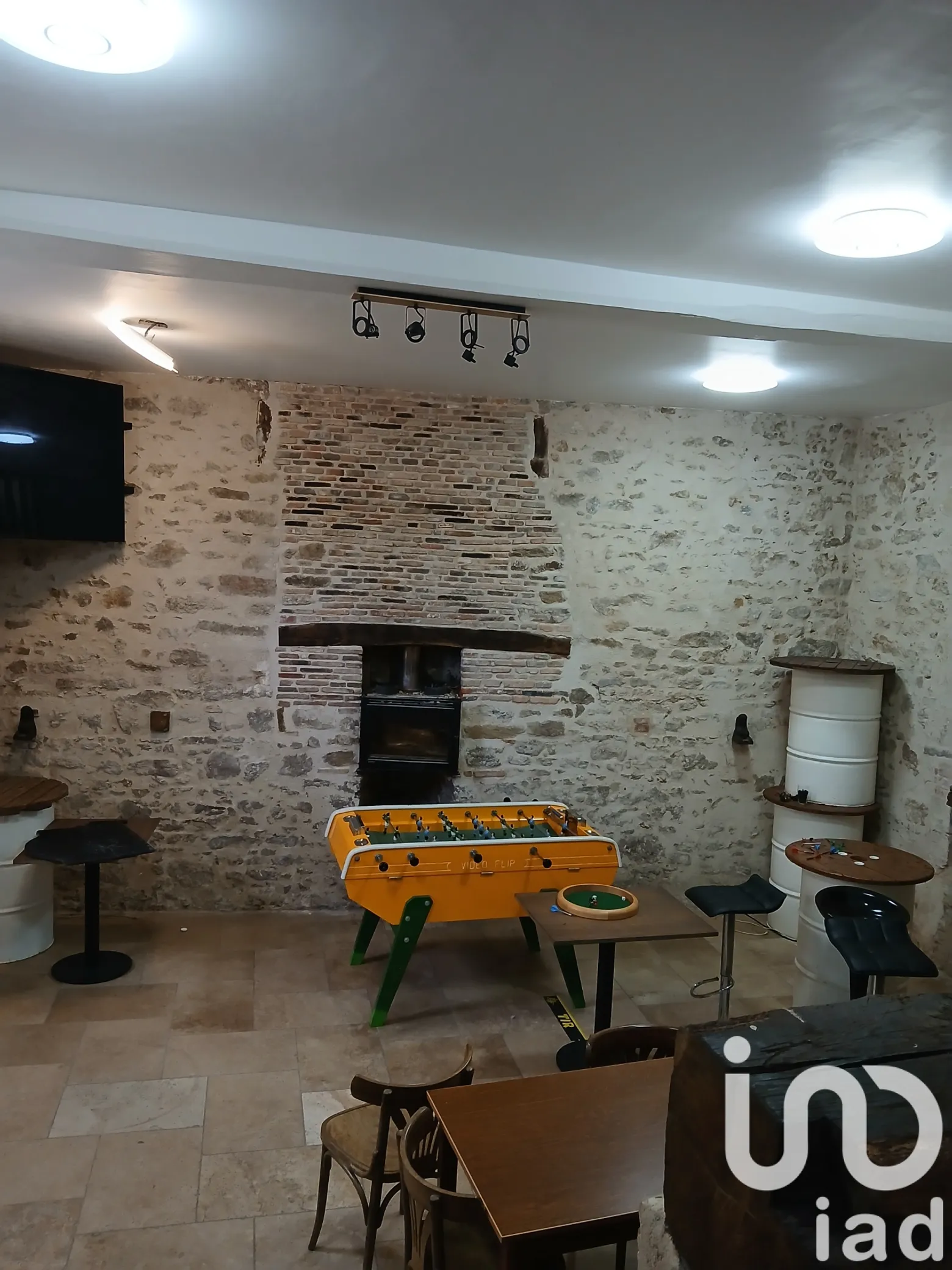 Vente immeuble 217 m² à Bournezeau (85480) - 2096428 — 2