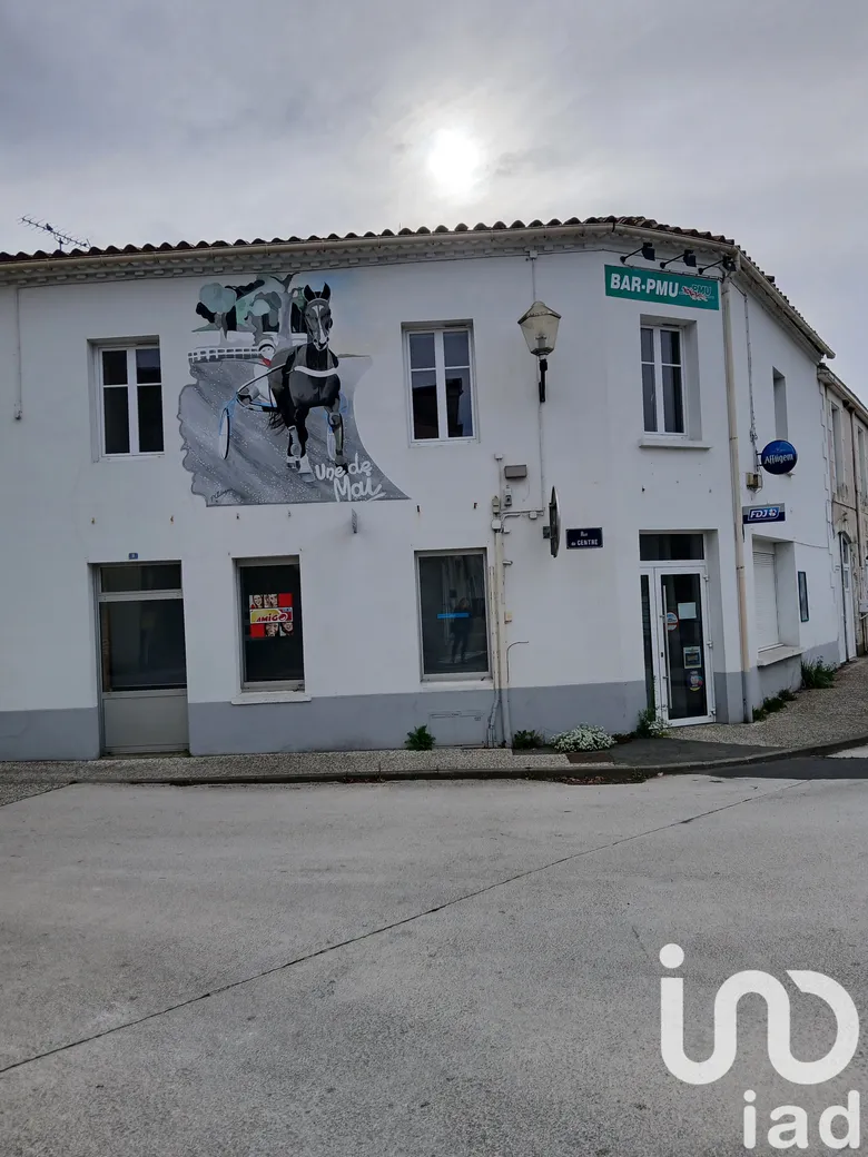 Immeuble 217 m² · à Bournezeau · 217 m² · 249 000 €