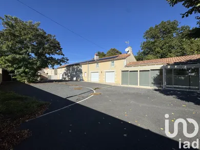 Maison à Saint-Martin-la-Pallu (86380)