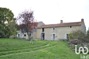 House at Saint-Jean-de-Sauves (86330)