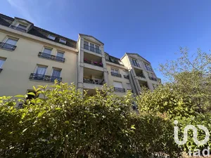 Apartment in Étiolles (91450)